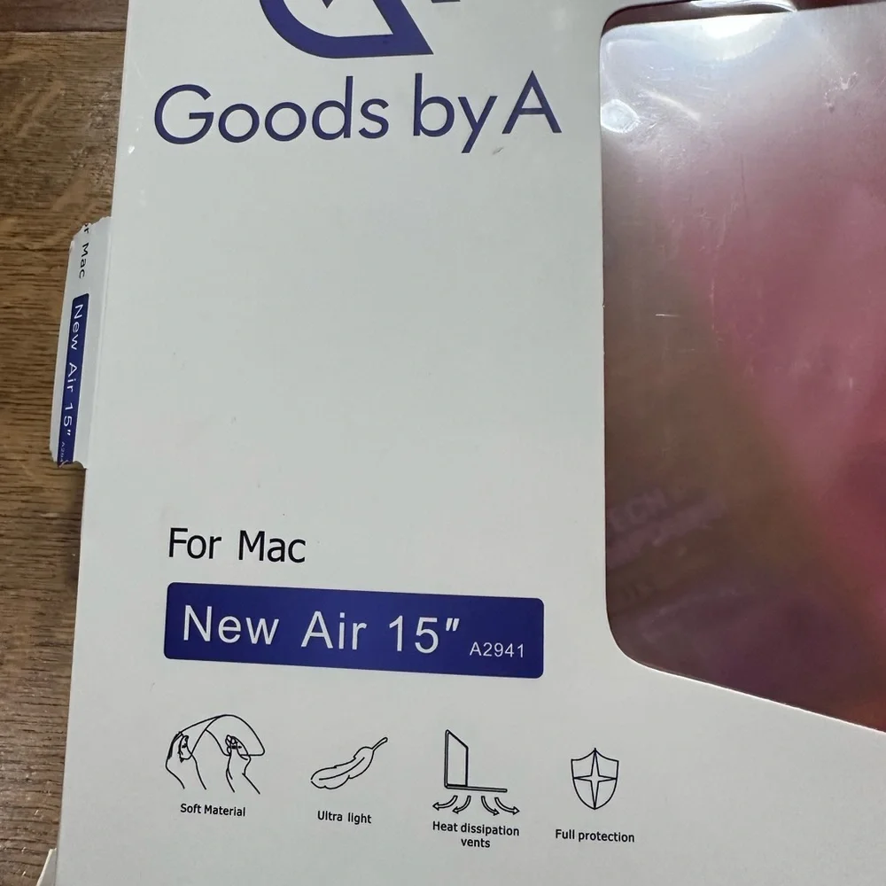 Goods‎ by A case is designed for the Apple MacBook Air 15-inch new in package